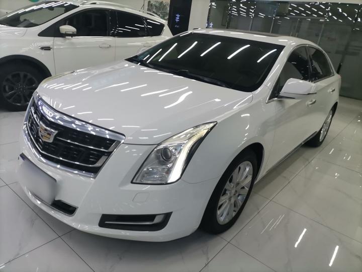 XTS 2016 28T Tech