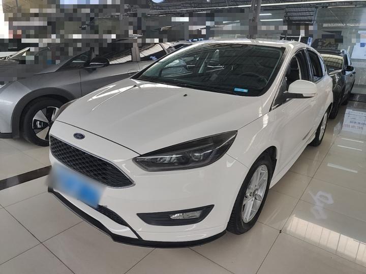 Focus 2018 Hatchback Classic 1.6L AT Fashion