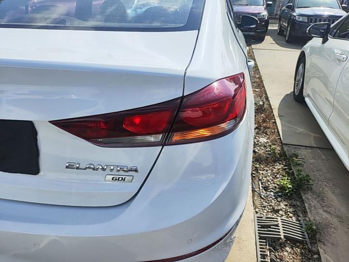 Elantra 2016 1.6L AT Smart Elite photo 7