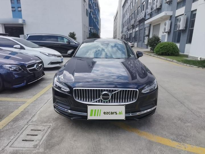 S90 2025 B5 Luxury photo 2