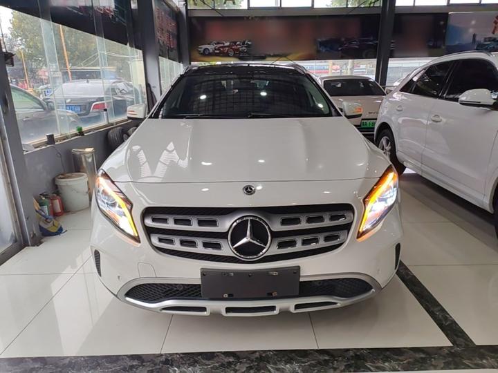 GLA 2018 GLA 200 Fashion photo 2