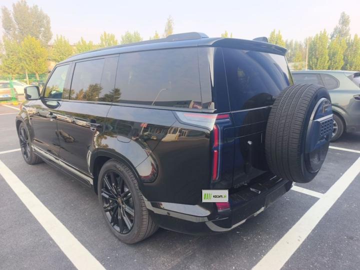 ADAMAS 2026 Luxury Executive 6-Seater photo 4