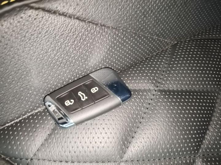 FAW-Volkswagen CC 2023 380TSI photo 8