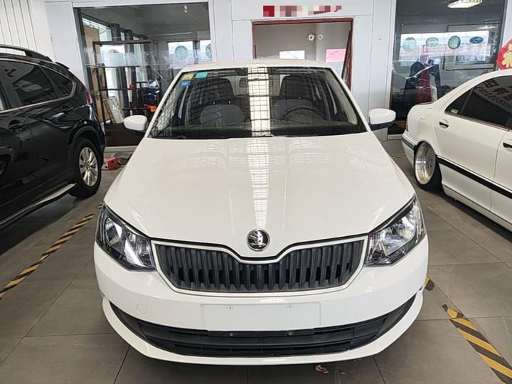 Fabia 2016 1.4L AT photo 2