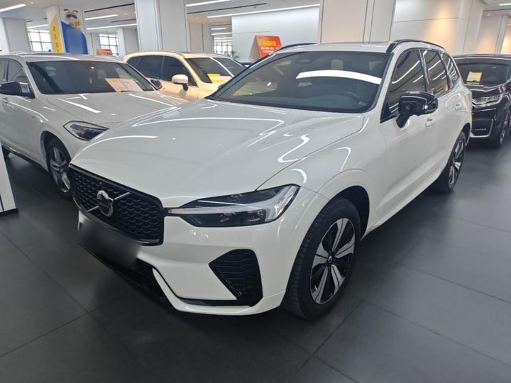 XC60 2023 B5 AWD Sport