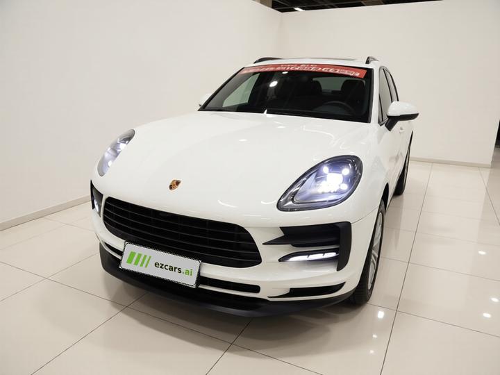 2021 Macan 2.0T
