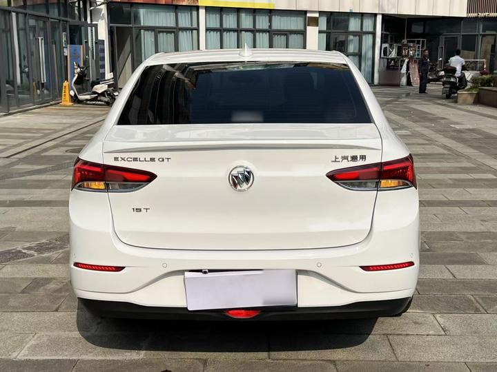 Excelle 2018 15T MT Elite China V photo 3