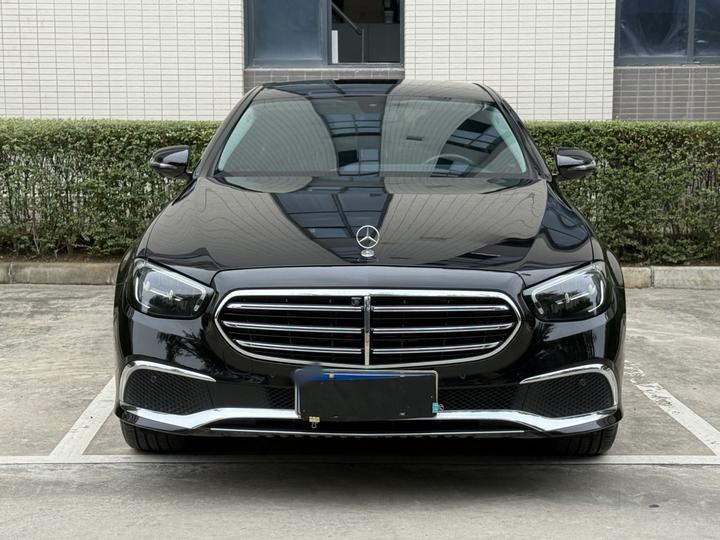 E-Class 2023 E 300 L Fashion photo 2