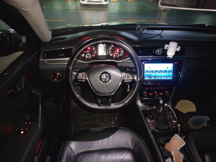 Passat 2016 330TSI DSG photo 3