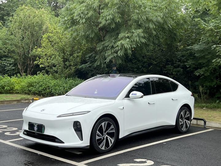 ET5 2022 75kWh