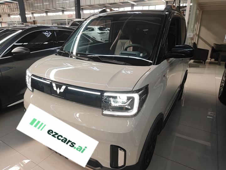 Hongguang MINIEV 2022 GAMEBOY 200km LFP