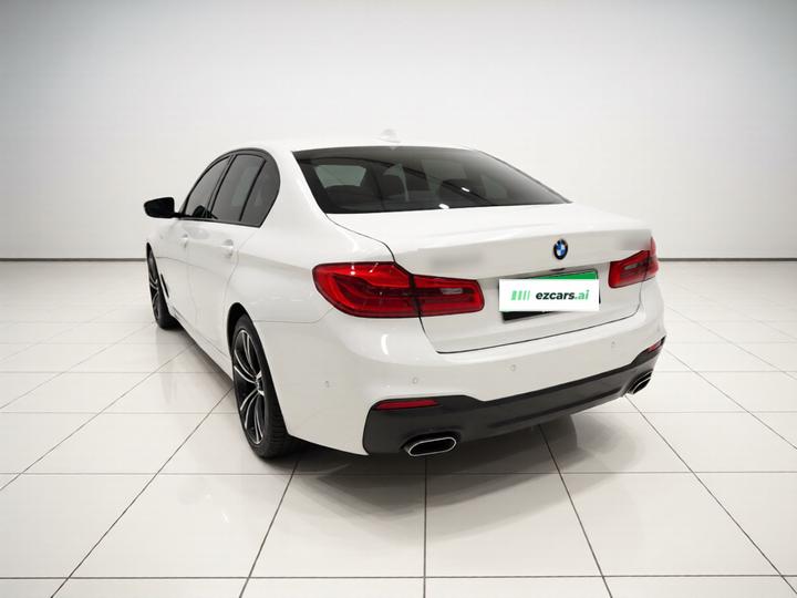 5 Series 2019 Facelift 530Li Leading M Sport Package photo 4