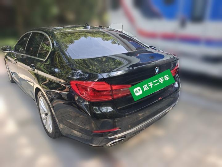 5 Series EV 2020 Upgraded 530Le Luxury photo 4