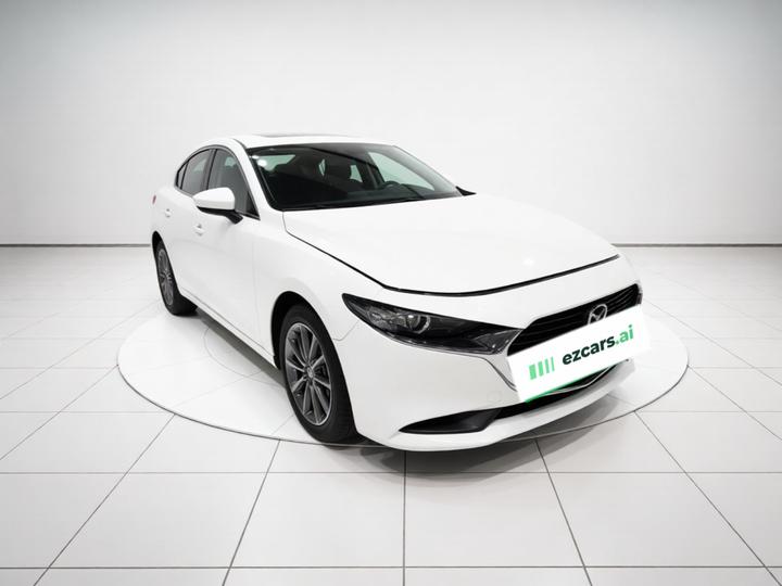 3 Axela 2020 1.5L AT photo 3