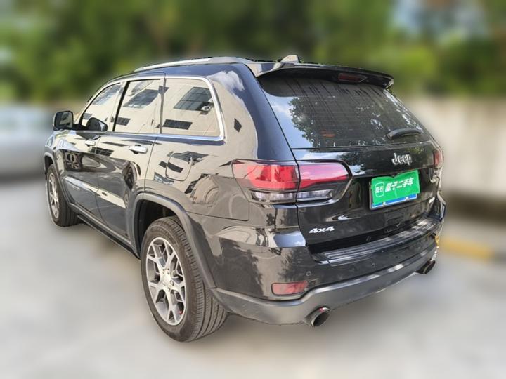 Grand Cherokee Imported 2020 3.0L Elite photo 4