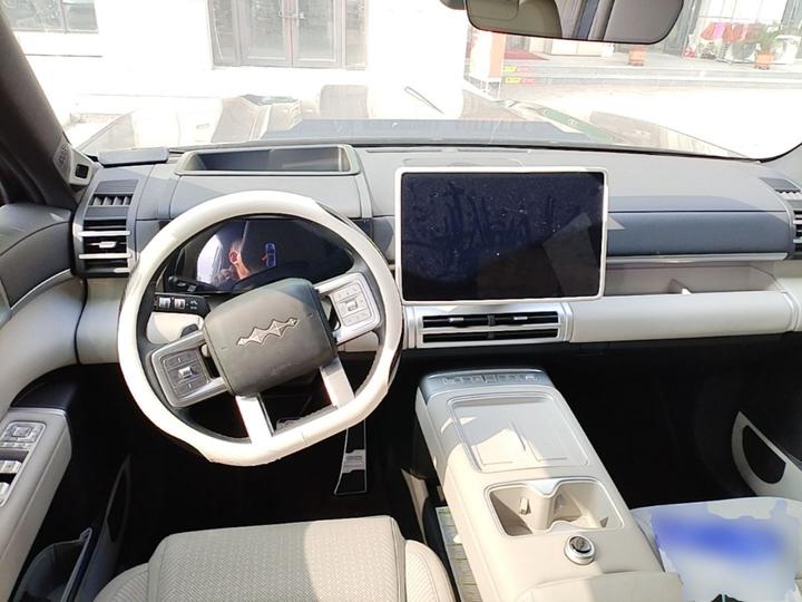 Fang Cheng Bao 7 2025 200KM RWD Max photo 5