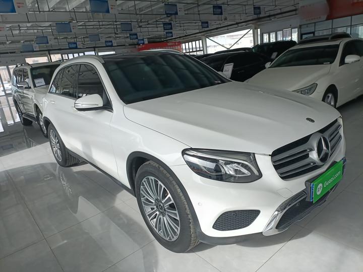 GLC 2017 GLC 200 4MATIC photo 3