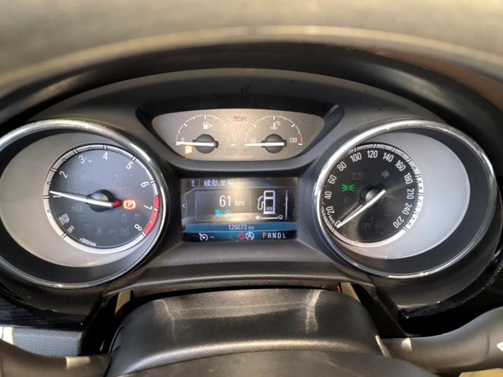 Verano 2015 Sedan 15S AT Leading photo 4