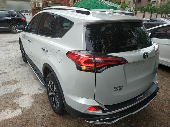 RAV4 2016 2.0L CVT RWD China V photo 4