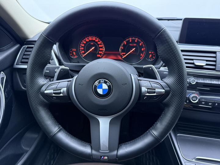 3 Series 2019 320Li M Sport Package photo 2