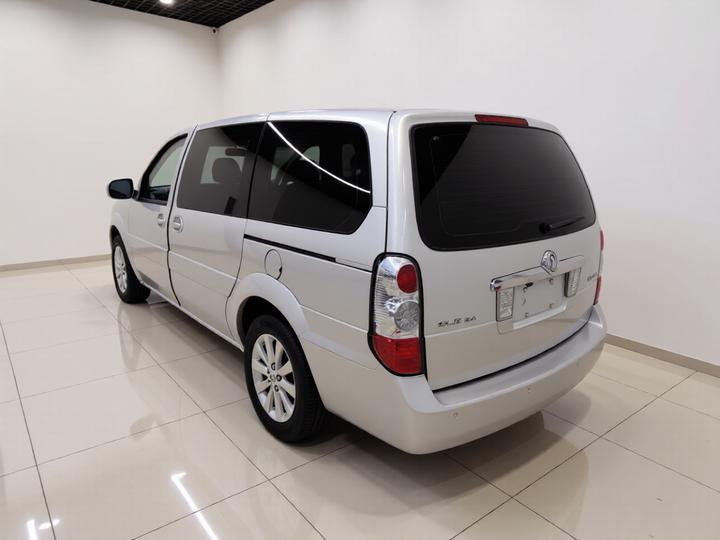 GL8 2011 2.4L LT Executive photo 4