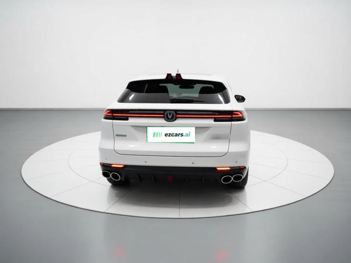UNI-K 2021 2.0T Premium photo 5