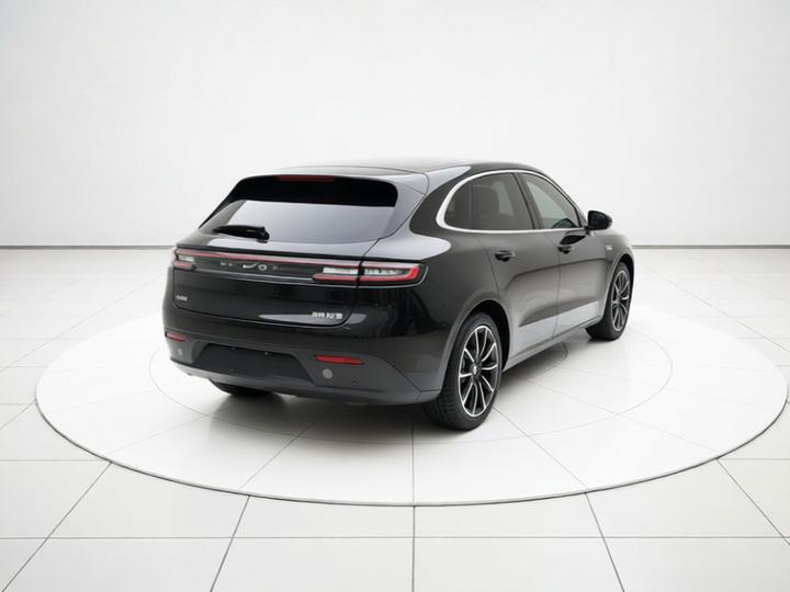 HIMA AITO M5 2022 EV AWD Performance photo 6