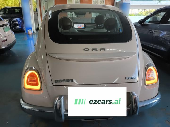 2023 401km Premium photo 3