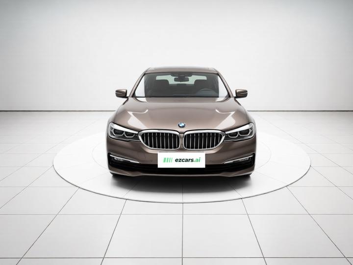 5 Series 2018 528Li Special photo 2