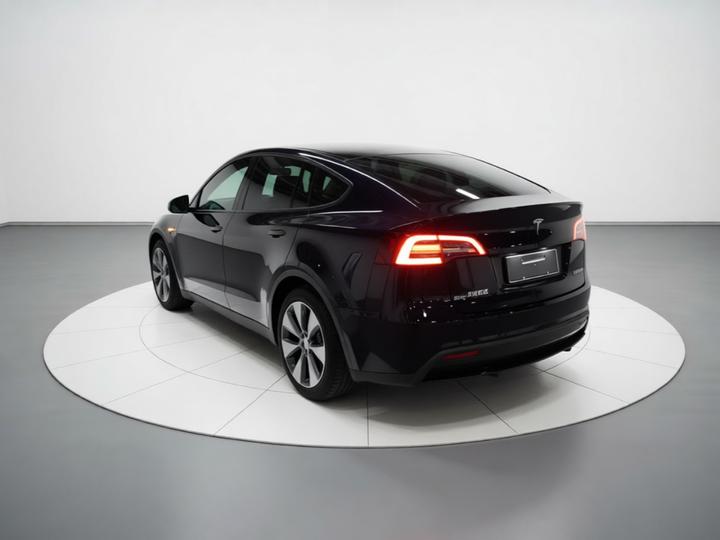 Model Y 2022 RWD photo 4