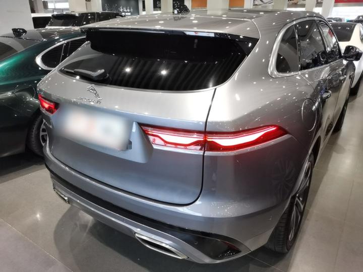 F-PACE 2021 340PS R-Dynamic SE photo 4