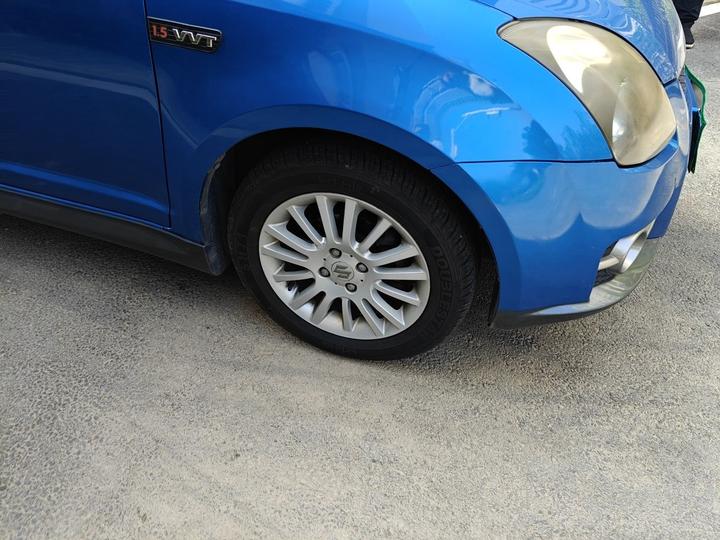 Swift 2011 1.5L AT Fashion photo 8