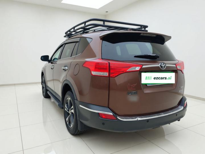RAV4 2015 2.0L CVT RWD photo 4