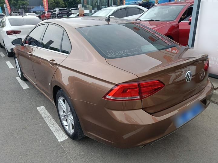Lamando 2015 330TSI DSG Comfort photo 4