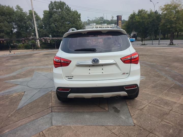 CS35 2017 1.6L MT Luxury photo 5