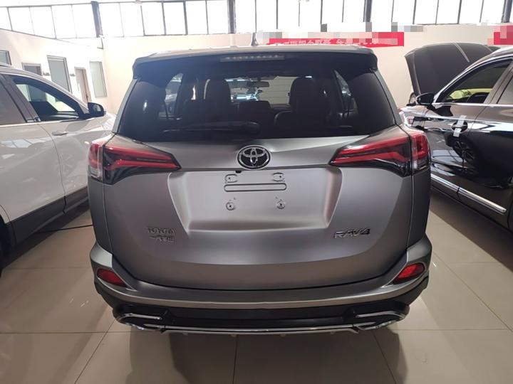 RAV4 2016 2.0L CVT RWD China V photo 3