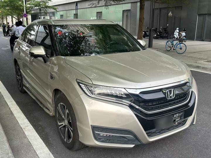 UR-V 2017 370TURBO AWD Exclusive China V photo 3