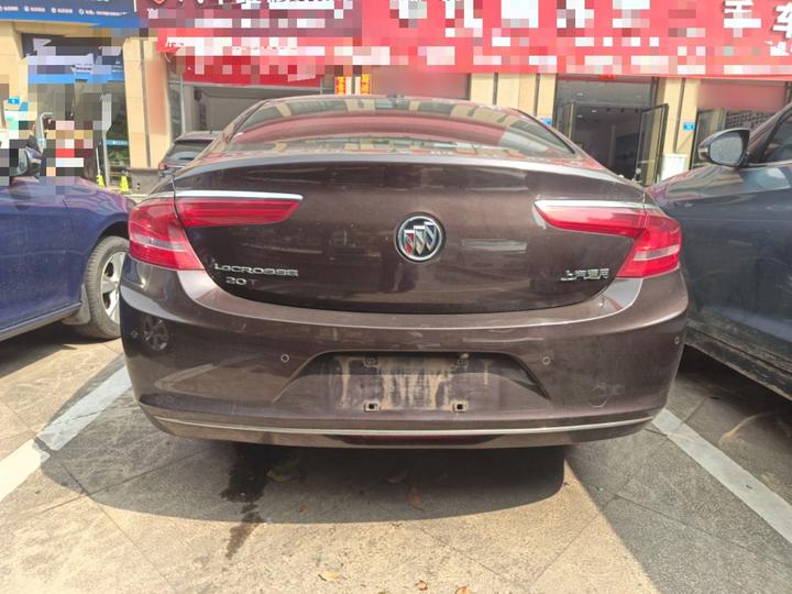 LaCrosse 2016 Facelift 20T Leading photo 3