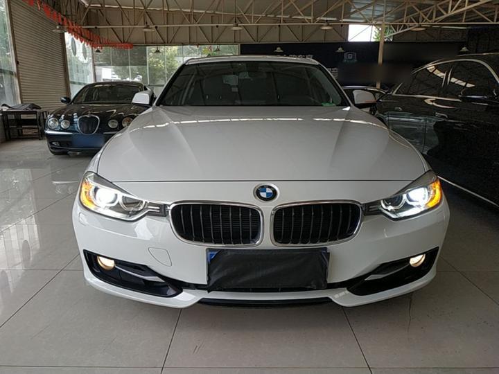 3 Series 2014 320i Sport Design Package photo 2
