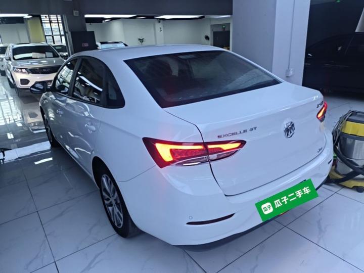 Excelle 2021 Facelift 1.3T AT Mild Hybrid Elite photo 4