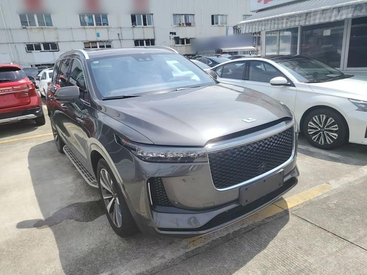 Li Auto ONE 2020 EREV 6-Seater photo 3