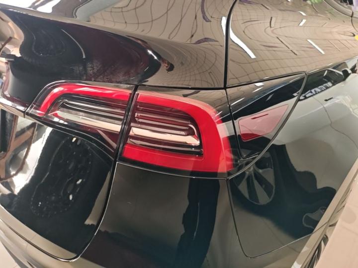 Model Y 2022 Facelift Long Range AWD photo 7