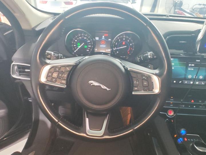 F-PACE 2020 2.0T Exclusive photo 6