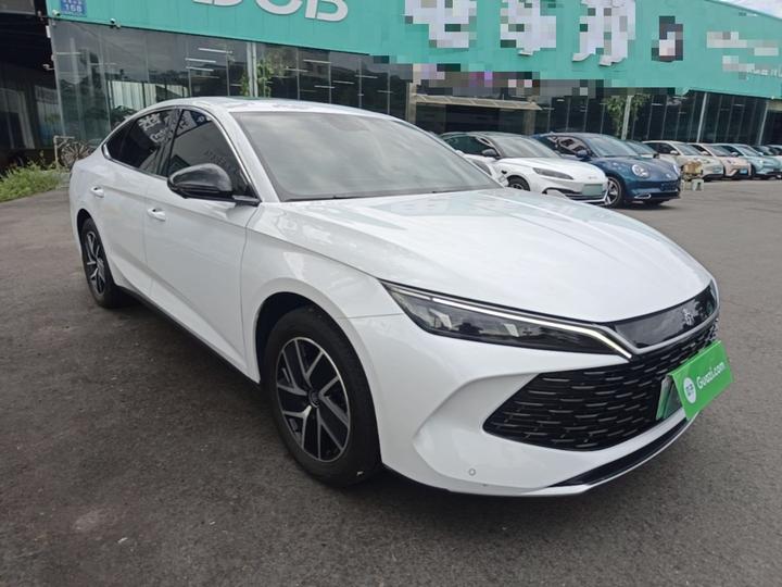 Qin L 2024 DM-i 120KM Leading photo 3
