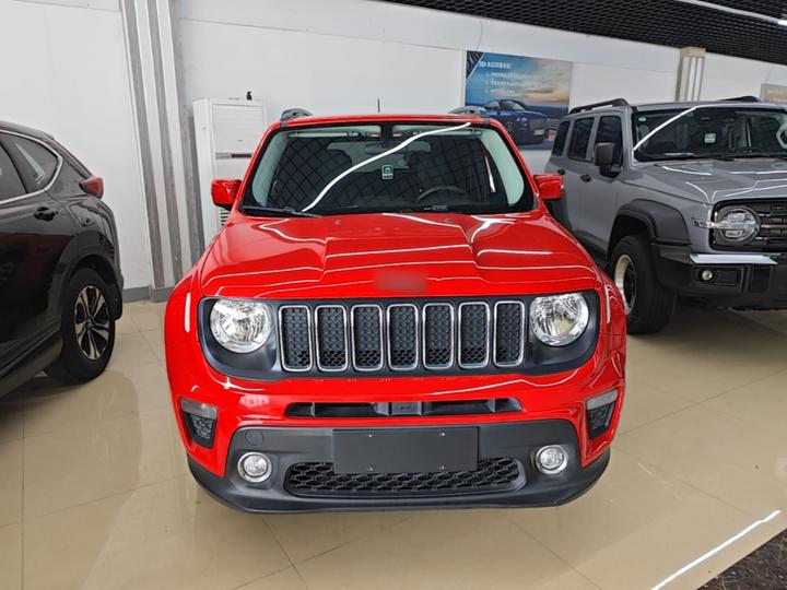 Renegade 2019 220T AT Leading photo 2
