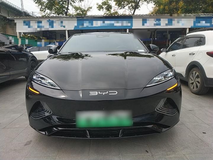 Seal 2023 Champion 550km Premium photo 2