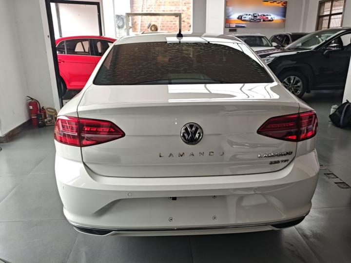 Lamando 2021 230TSI DSG photo 3