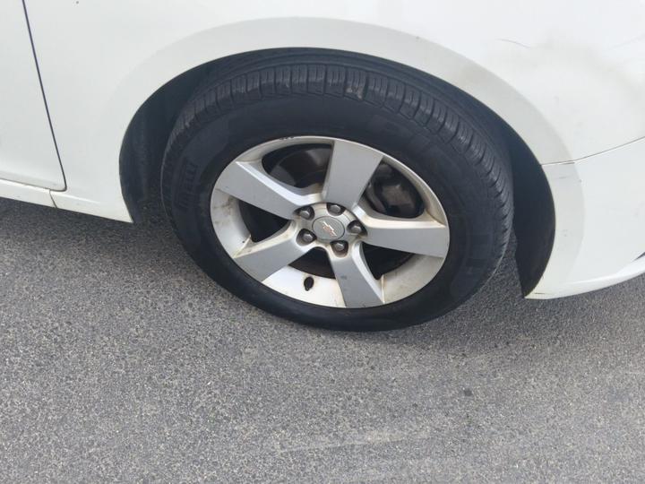 2009 1.6L SE AT photo 8
