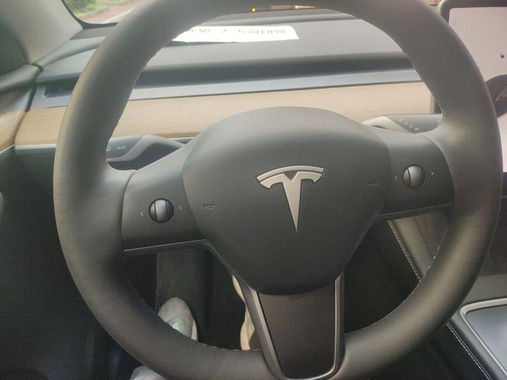 Model Y 2022 Facelift RWD photo 7
