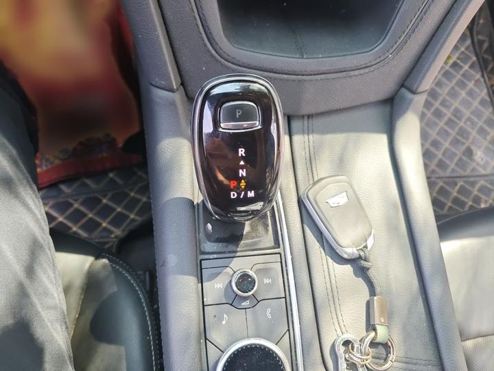 XT6 2022 2.0T 7-Seater AWD Luxury Standard photo 6